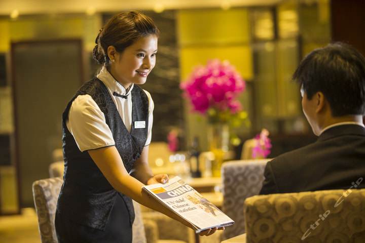 浅谈酒店前厅部的主要工作职责