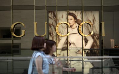 Gucci要被种族歧视问题搞疯了，于是专门雇了个新职位